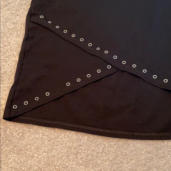 Black Windsor High-Low Skirt - Picture 2 of 5